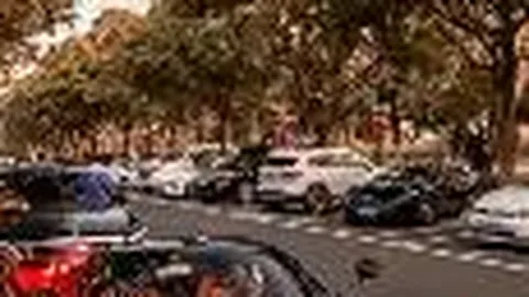 “莎头组合强势三连霸！王楚钦盛赞黄镇廷杜凯琹，揭秘第五局逆转奥秘！”